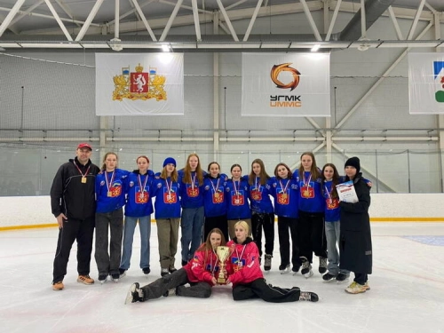 Хоккеистки Мурманской области выиграли первенство России